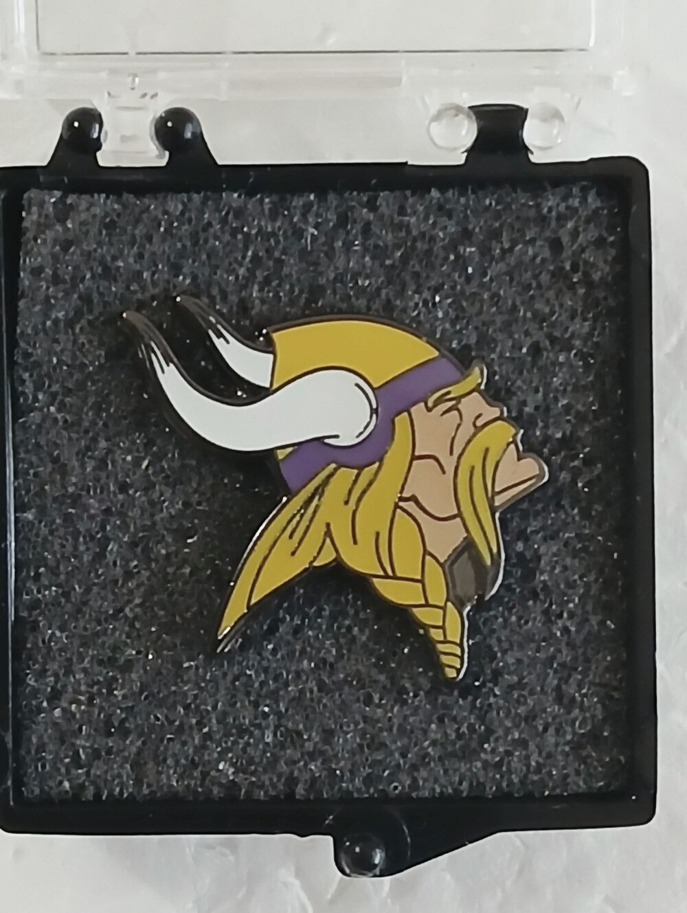 Minnesota Vikings Lapel Pin